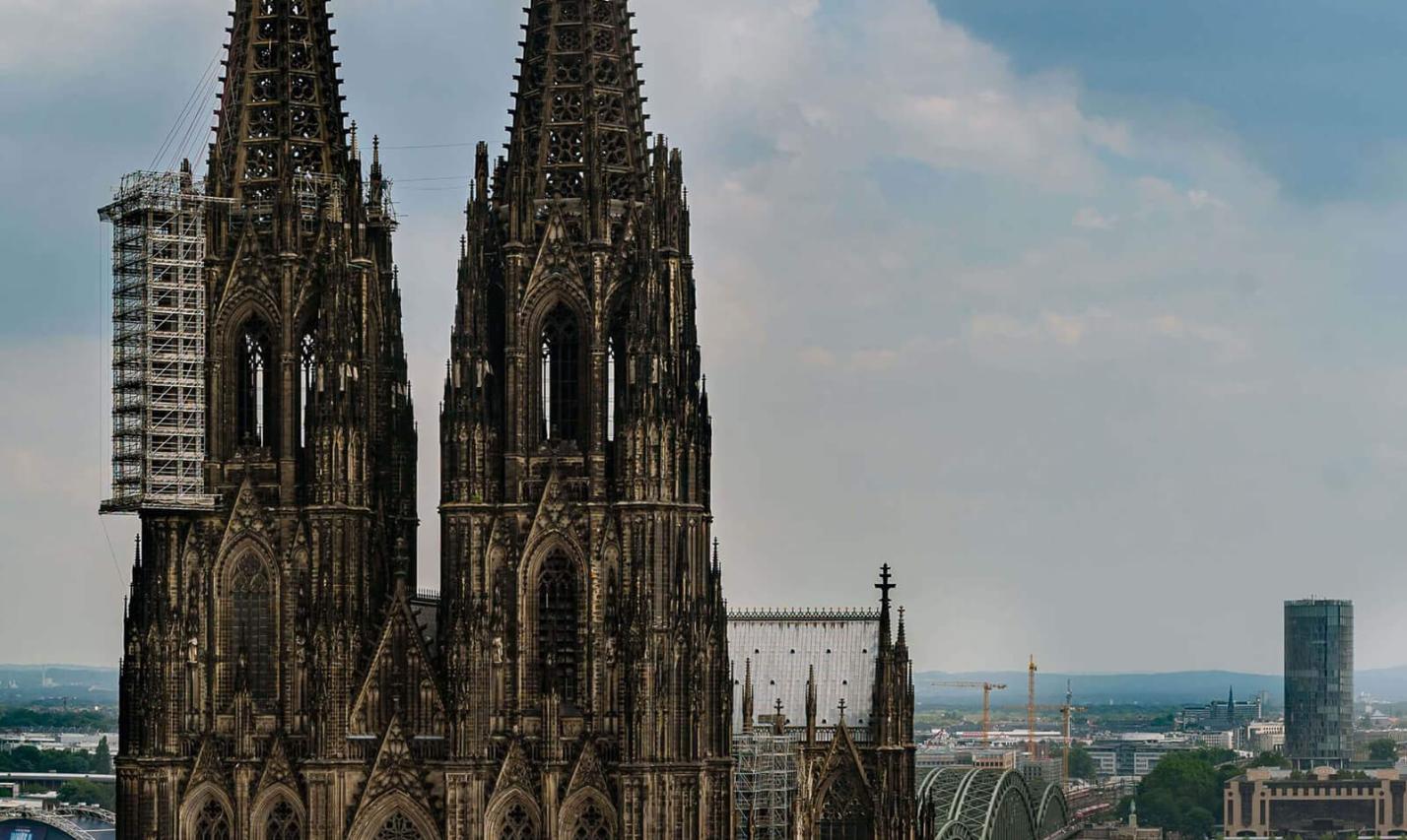 Kölner Dom von vorne